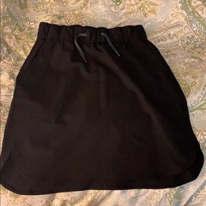 Lululemon Skirt Black Size 6